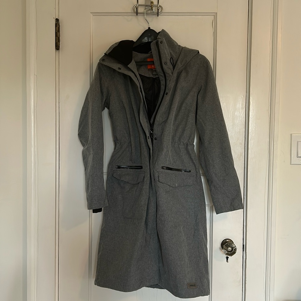 Never worn Merrill S/P raincoat
